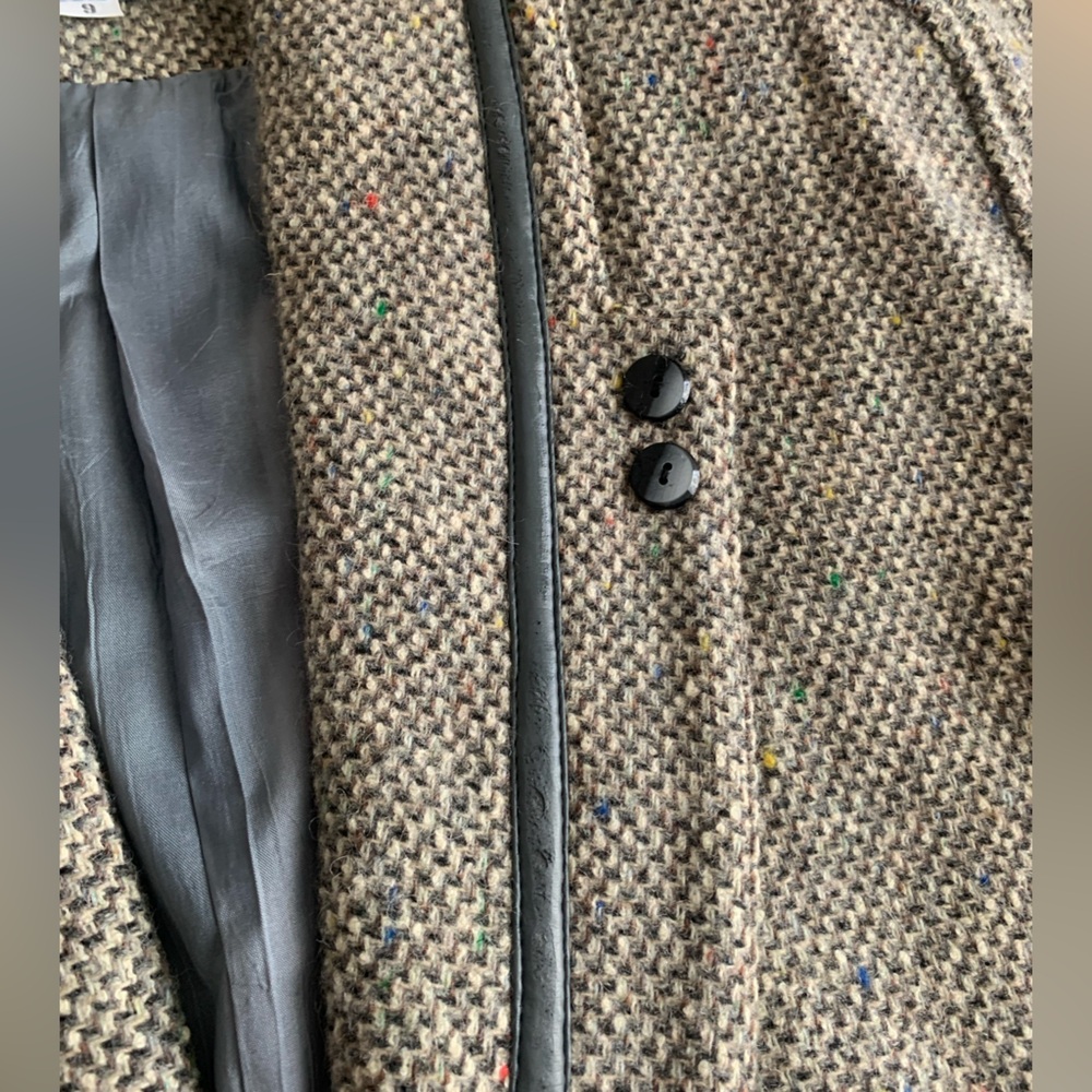 VINTAGE - San Bo Tweed Wool-Blend Jacket with Faux Leather Trim - Picture 10 of 14